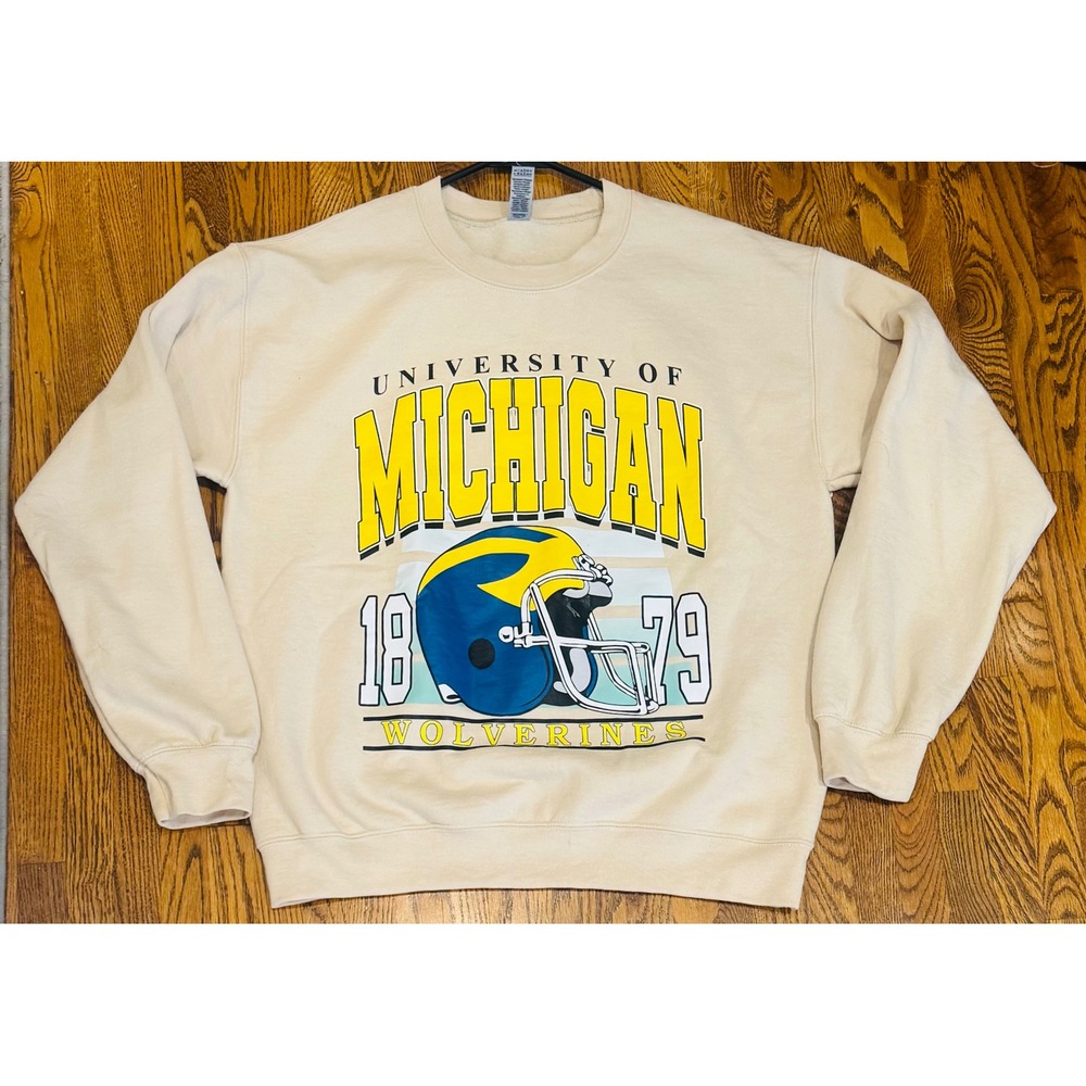 Men's Cream University of Michigan Wolverines Graphic Sweatshirt Size M